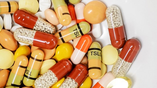 'Forse prijsverhogingen medicijnen aanpakken'