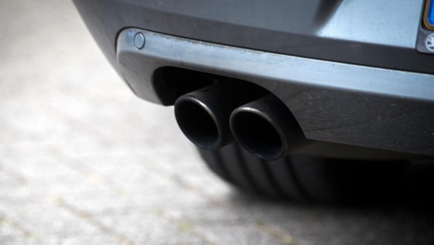 Helft van dieselauto's door de mand bij uitstoottest