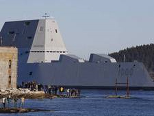 4 miljard kostend schip loopt vol water
