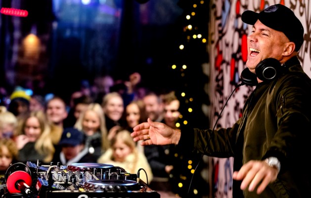 Gehavende Mental Theo zaterdag toch bij Peppermill-reünie