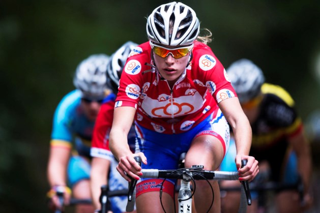 Kyara Stijns stopt met koersen
