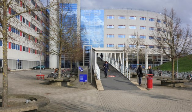 'Nederlandse studenten de dupe van Engelstalige opleidingen'