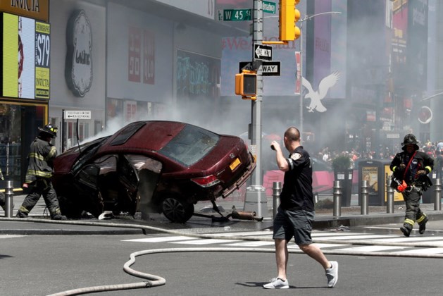 Man die voetgangers aanreed in New York 'hoorde stemmen'