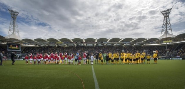 Wie speelt er volgend seizoen in de Eredivisie: Roda JC of MVV?