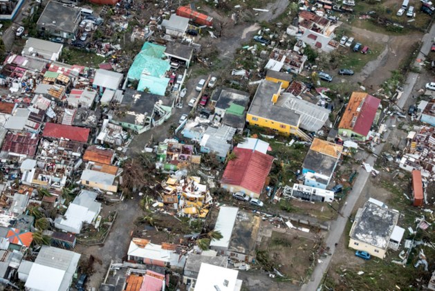 LIVE: Zeker een dode op Sint Maarten, nauwelijks contact met inwoners