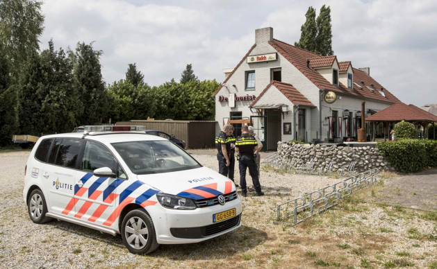 Bommelder restaurant Weert blijft vastzitten