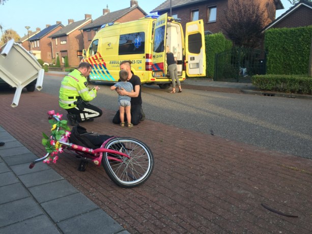 Kind aangereden door auto in Reuver