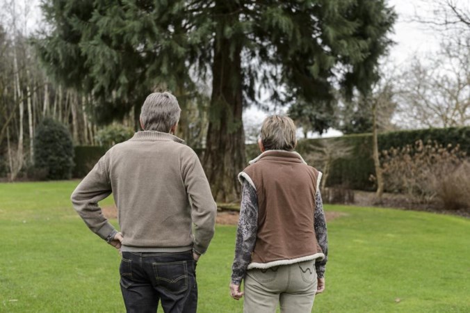 Bejaard echtpaar werd opgepakt na oorlog met de buren: 'Het was onmenselijk'