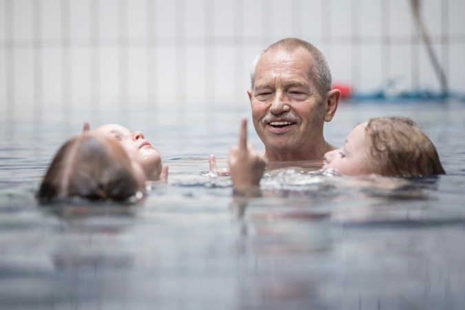Na ruim 4000 zwemdiploma's houden Huub en Els het voor gezien