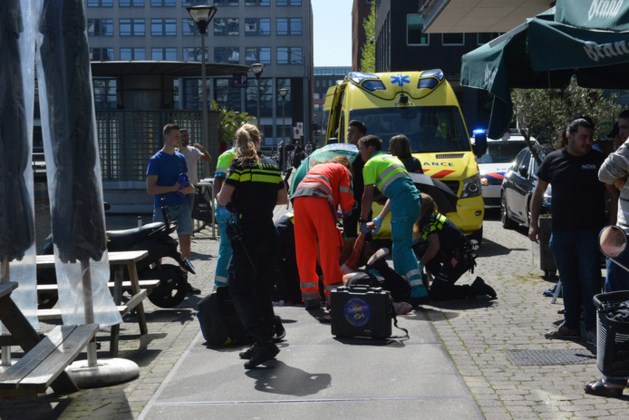Politie lost schot na steekpartij in Den Haag: meerdere gewonden