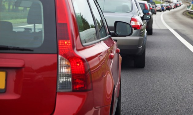 File op A76 bij Geleen na ongeluk
