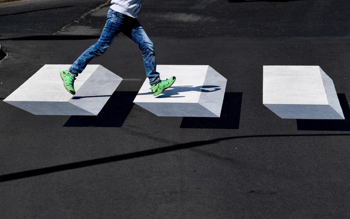 Slim of juist gevaarlijk? Limburg krijgt eerste 3D-zebrapad