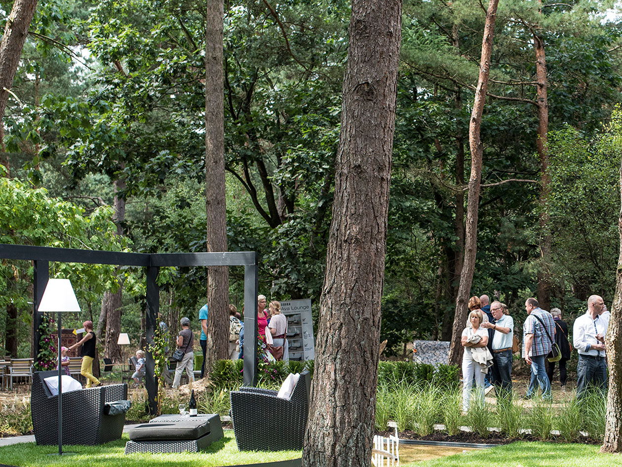 25 korting Bloem &amp; Tuin in Nuenen én een gratis plantje De Limburger