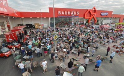 Honderden Kruiwagens Bij Opening Bauhaus In Venlo De Limburger Mobile