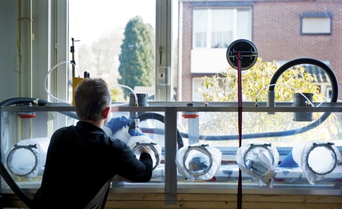 Af Van Asbest Zonder Grof Geschut En Maanmannetjes De