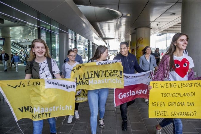 Puinruimer bij VMBO Maastricht: 'Er is altijd gedoe rond examens'