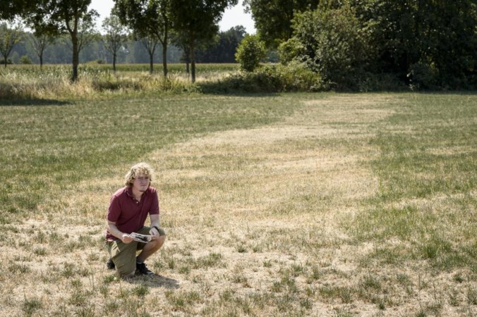 Bijzonder: extreme droogte legt tankgracht uit Tweede Wereldoorlog bloot