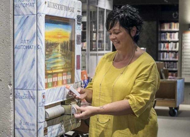 Verrassende kunst uit de sigarettenautomaat