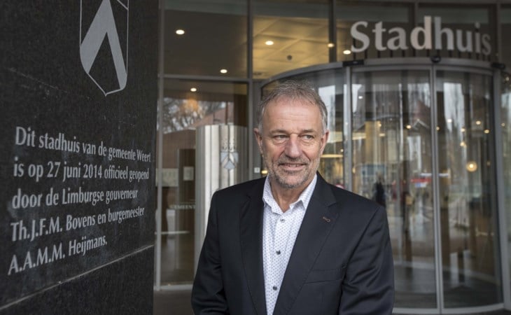 Uitspraken burgemeester Weert: Beter foute info dan niks?