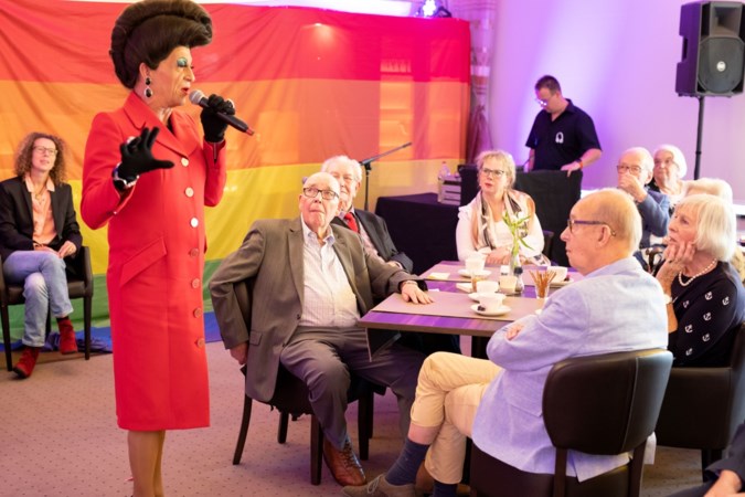 Juist de ouderen van nu, zijn vaak nooit uit de kast gekomen