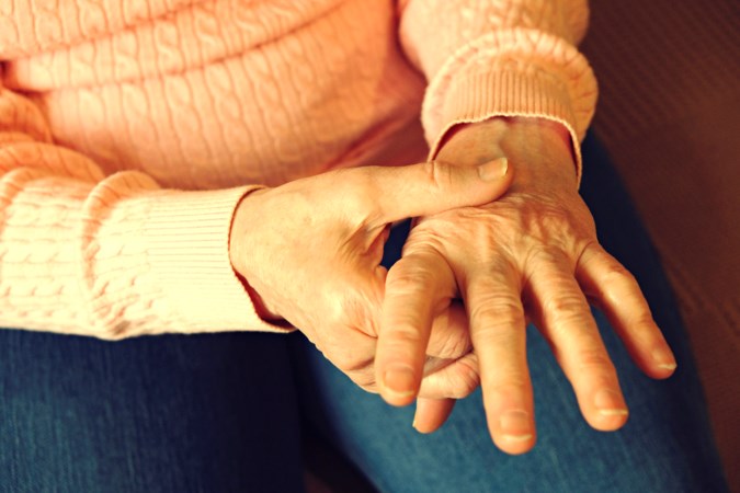 Nieuwe therapie helpt bij chronische pijn: 'Ik heb mijn vrijheid terug'