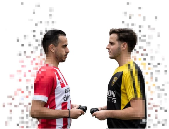 Spelers die toveren met controller van spelcomputer