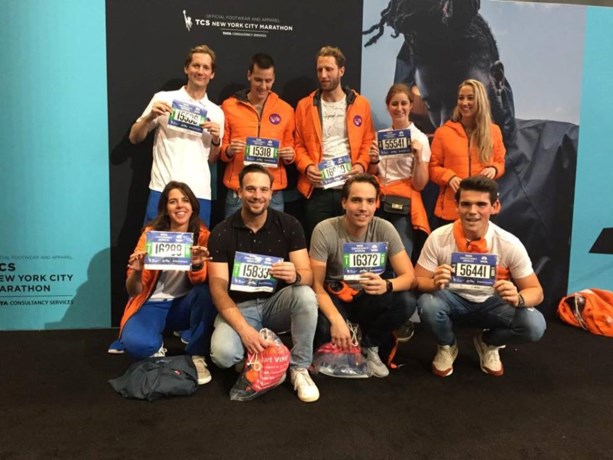 Marathonlopers rennen 63.000 euro voor KiKa bij elkaar