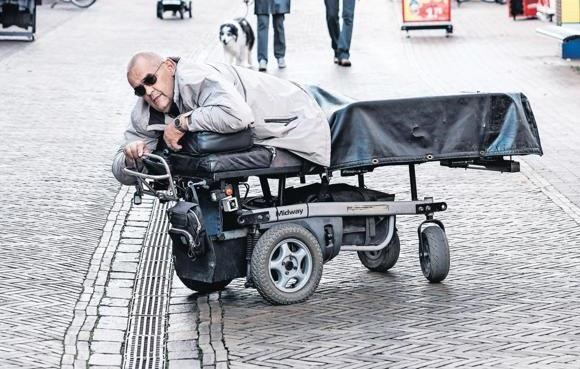 Willie ten Holder leeft al 39 jaar op zijn buik