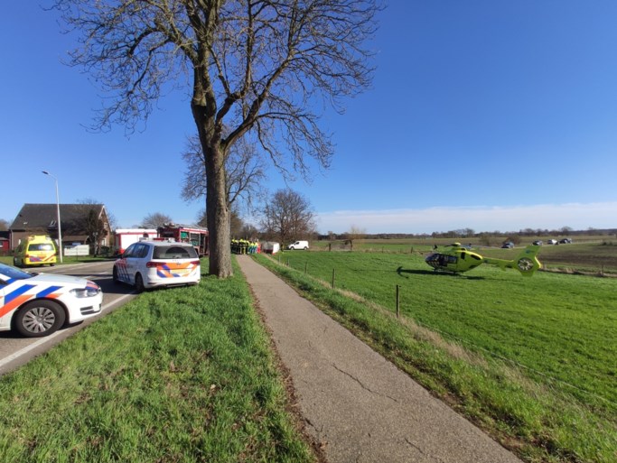 Video: Drie personen komen om het leven bij aanrijding
