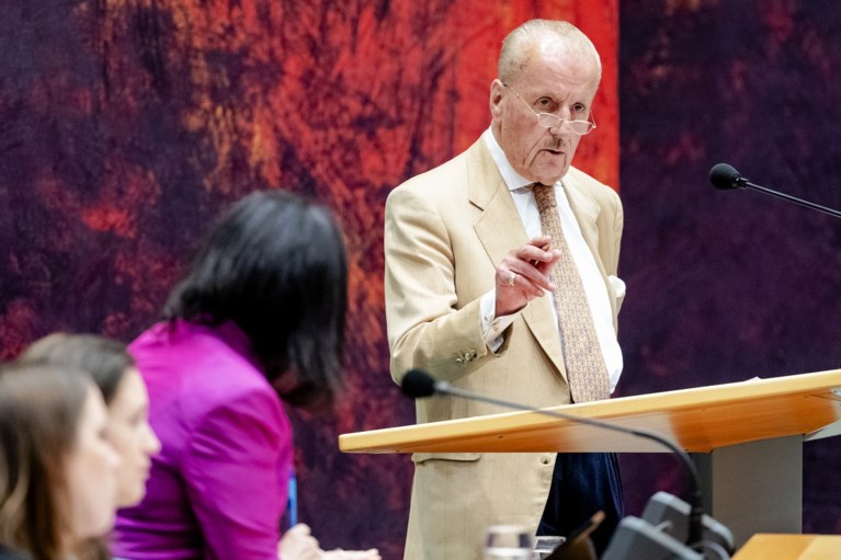 Moeder Anne Faber loopt weg bij debat