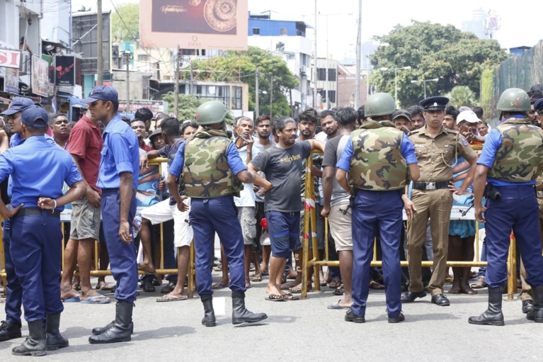 Meer dan 200 doden bij aanslagen in kerken en hotels Sri Lanka