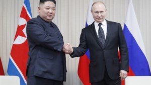 Poetin en Kim Jong-un spreken twee uur op eerste top