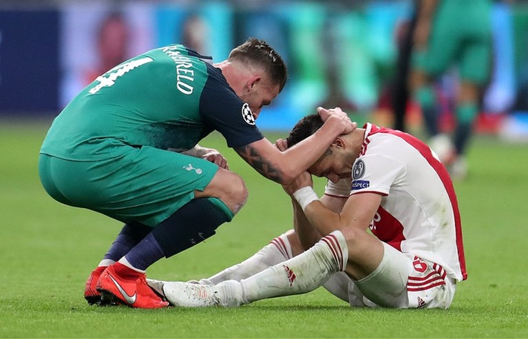 Ajax in tranen na dramatische ontknoping tegen Tottenham