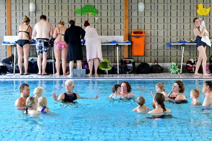 Babyzwemmen: vooral de ouders moeten hard werken