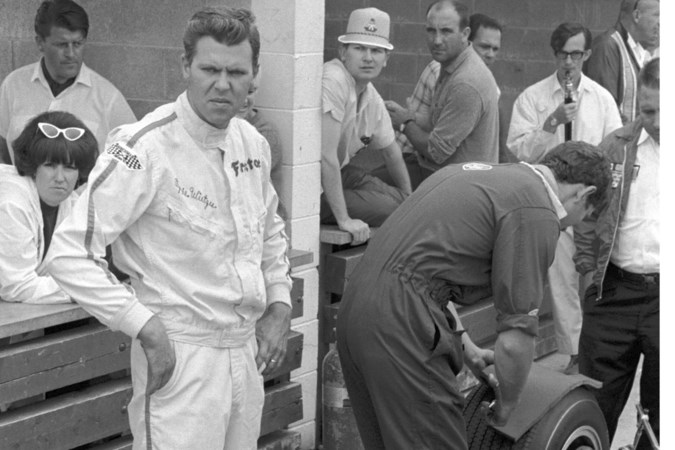 Eppie Wietzes reed eerste safetycar in de Formule 1
