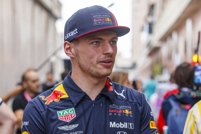 Max Verstappen kritisch: ‘Als het alleen om snelheid gaat, kun je ook robot in auto zetten’