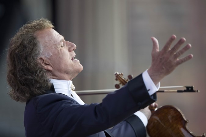Gaat Rieu in Maastricht het Songfestival presenteren?