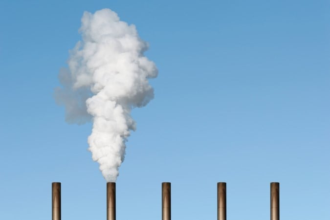 Deal over CO2-taks voor vervuilende bedrijven in zicht