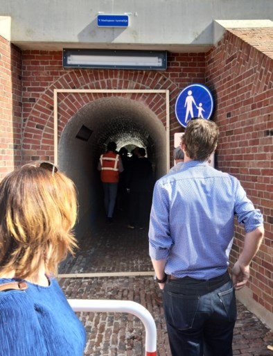 Onbewaakte overwegen in Schin op Geul dicht