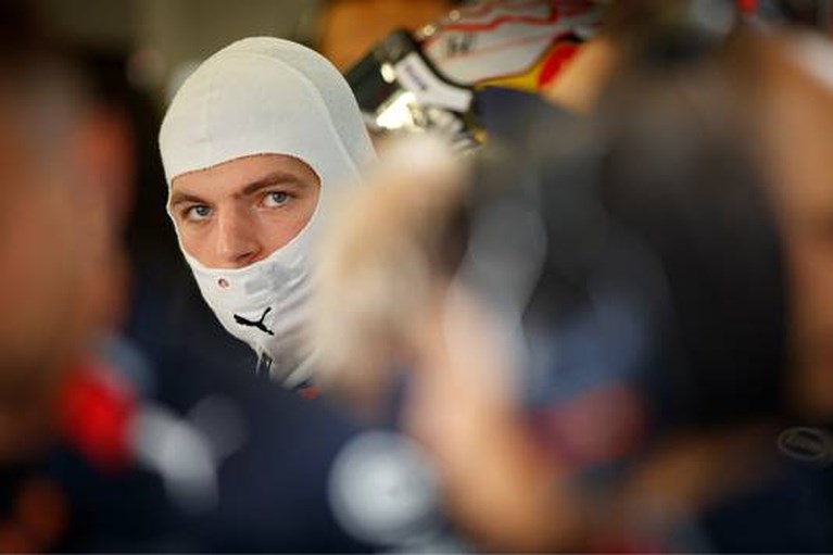Verstappen dik tevreden: gat naar Mercedes valt enorm mee