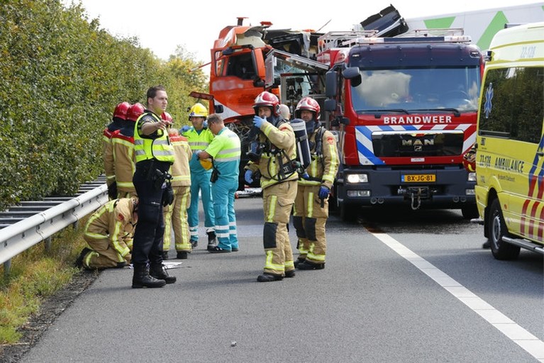 Vrachtwagenchauffeur komt om bij ongeluk op A67 bij Asten
