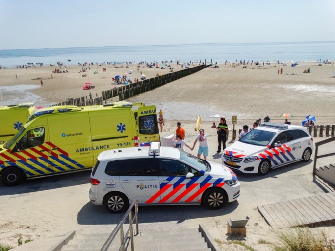 Speedboot botst op rubberboot bij Zoutelande: meisje (15) uit Neer overleden