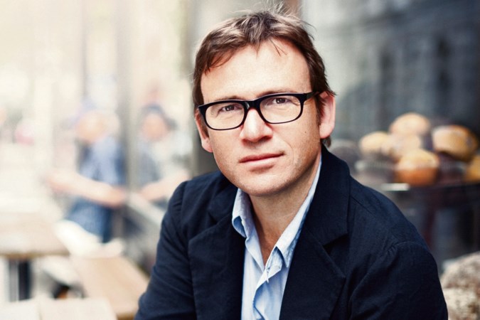 Schrijver David Nicholls over zijn boek ‘Eerste liefde’: ‘Hoe ga je als kind om met een depressieve ouder?’