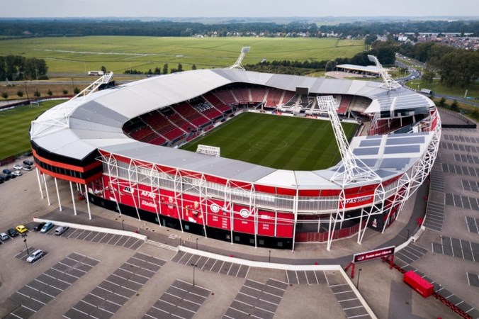 Even wat lasfoutjes herstellen of stadion sluiten en slopen?