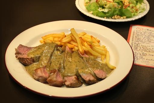 Recept: voor deze groene saus staan ze in Parijs in de rij