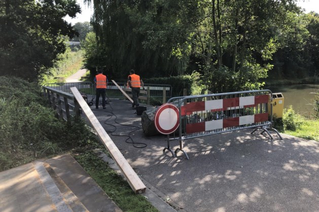 Door fataal ongeval beschadigde brug bij kasteel Erenstein in Kerkrade weer open