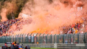 Podcast: 'Eerbetoon Verstappen-fans aan overleden coureur is dubbel' | Brandstof #13