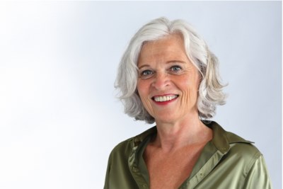 ‘Is dit stijfselkissie nieuwe ouwe meuk, ja of nee?’
