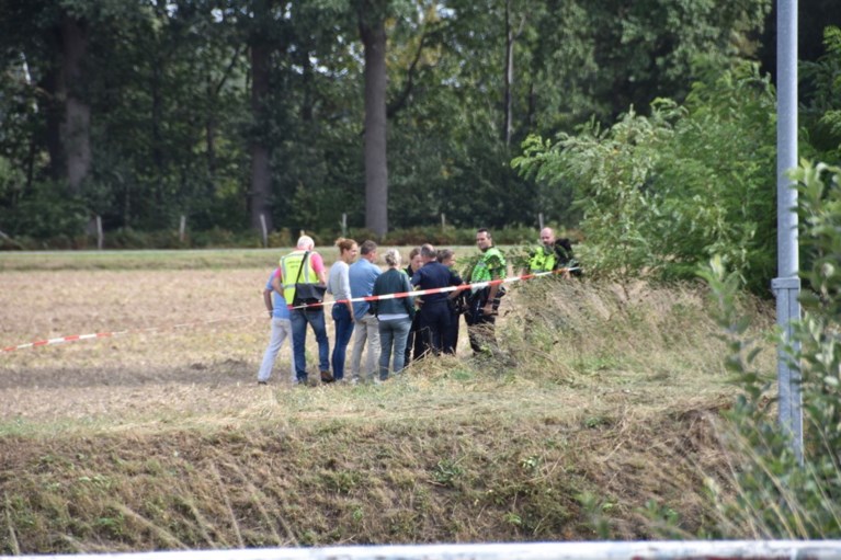 Lijk gevonden in bosje langs A2 bij Geleen