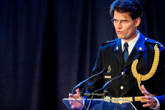 Politie overschrijdt ‘feest- en cadeaubudget’ met miljoenen euro’s
